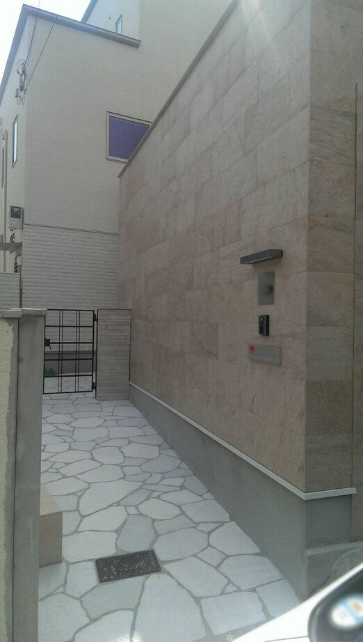 厚見建設工業 【テクノストラクチャー工法／３階建て／吹抜け】「スタイリッシュ×安心」の耐震住宅の建築実例画像10