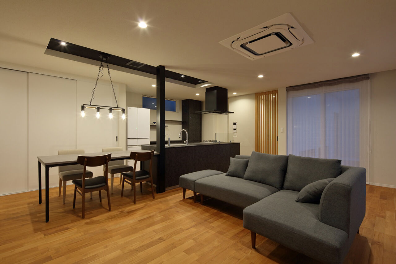 厚見建設工業 【シンプルモダン】綿密な資金計画とメリハリの効いた予算配分で実現した、納得の住まいの建築実例画像2