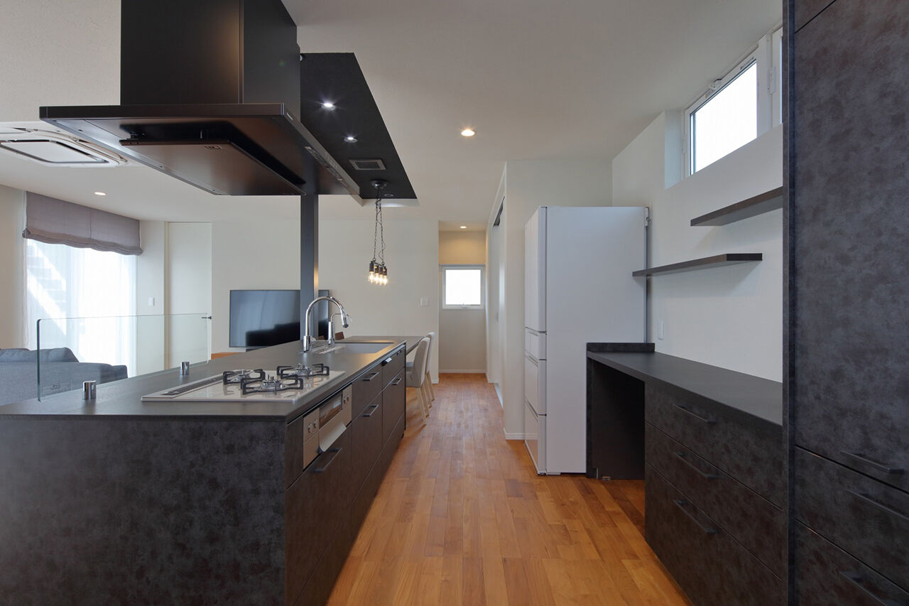 厚見建設工業 【シンプルモダン】綿密な資金計画とメリハリの効いた予算配分で実現した、納得の住まいの建築実例画像4