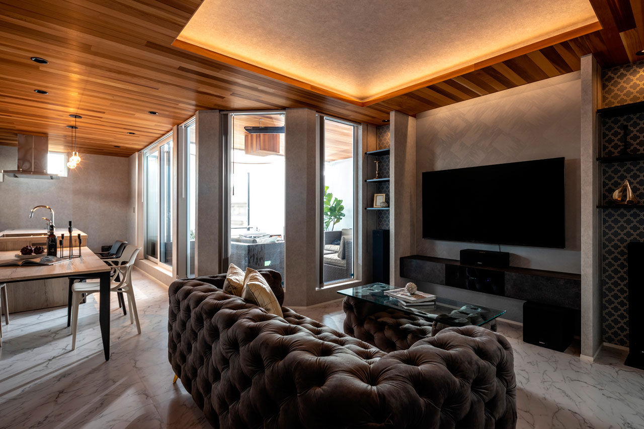 vacances東海 by stylecasa 【2階リビング×48坪】ハイブランドのショールームのような華やぎと、リゾートの寛ぎをともに愉しむ邸宅の建築実例画像2