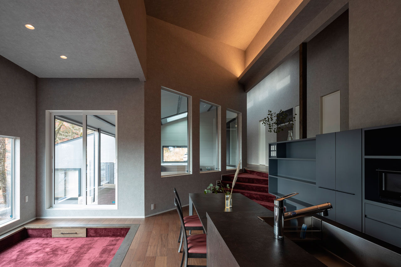 vacances東海 by stylecasa 【静岡県｜平屋×ビルトインガレージ×68坪｜間取り有】大自然の傾斜地を生かしたスキップフロアで視線広々の建築実例画像4