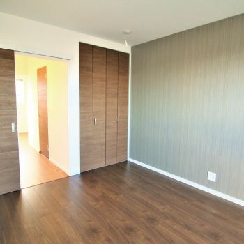 アトリエ・クラッセ 一級建築士事務所 京都・宇治│1000万円台｜25坪台｜間取図　狭小地でも駐車場を確保！理想的なかっこいい3階建ての家の建築実例画像6