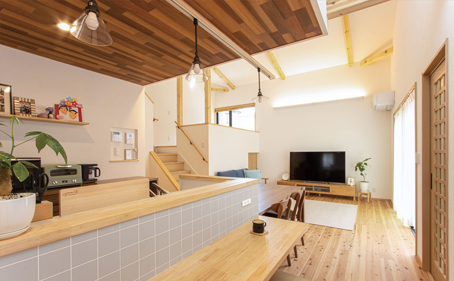 アトリエ・クラッセ 一級建築士事務所 京都｜1500万円～2000万円　平屋のようなどっしりとした重厚感のあるフォルムが美しい住まいの建築実例画像10