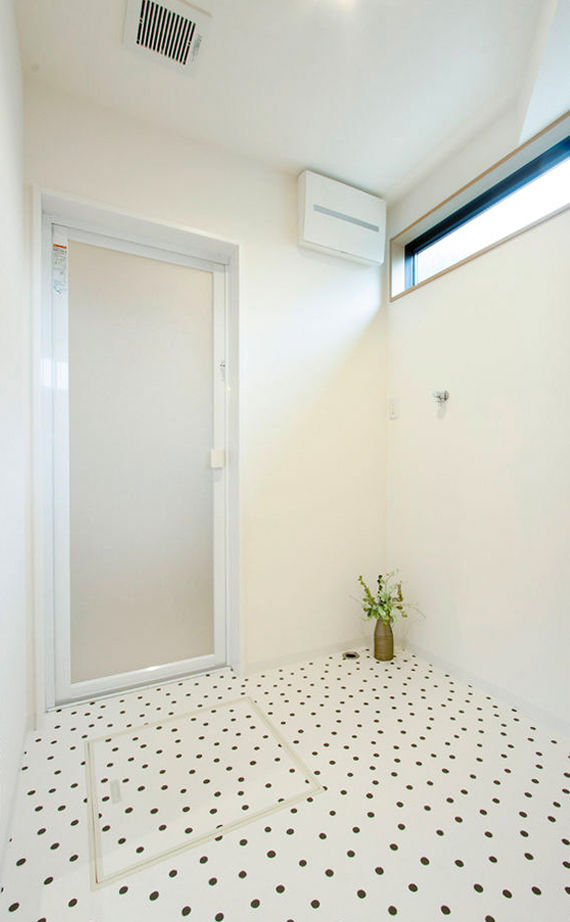 アトリエ・クラッセ 一級建築士事務所 京都｜1500万円～2000万円　平屋のようなどっしりとした重厚感のあるフォルムが美しい住まいの建築実例画像18