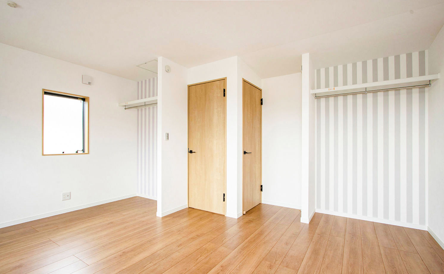 アトリエ・クラッセ 一級建築士事務所 京都｜1500万円～2000万円　平屋のようなどっしりとした重厚感のあるフォルムが美しい住まいの建築実例画像19