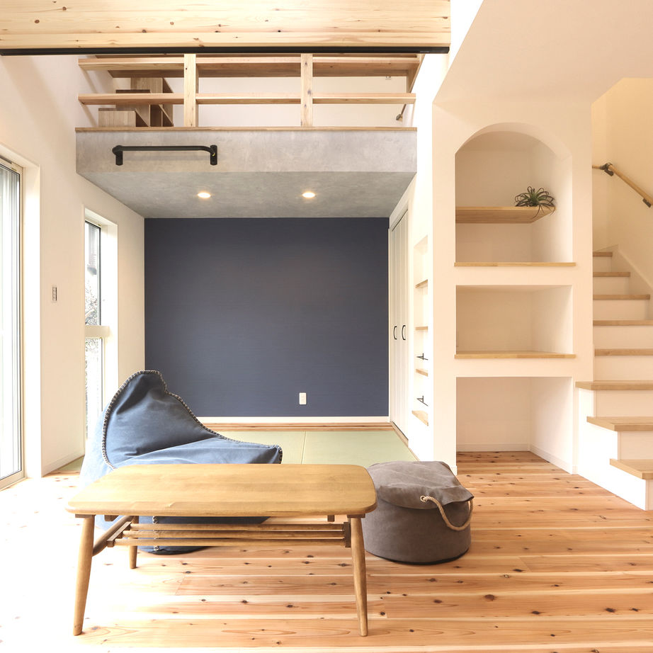 アトリエ・クラッセ 一級建築士事務所 京都・城陽｜2100万円台　中２階を設けた家族が触れ合える設計。愛猫もイキイキと暮らせる理想の住まいにの建築実例画像3