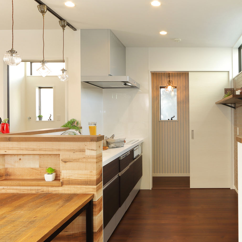 アトリエ・クラッセ 一級建築士事務所 京都｜1000万円台｜24坪台｜間取図有　予算内でこだわりの素材を選び、フレンチスタイルの快適な家を実現の建築実例画像3