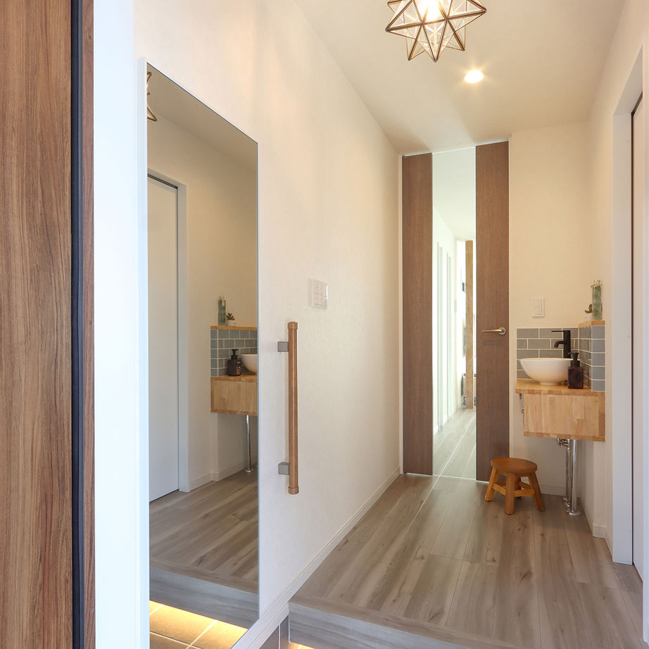 アトリエ・クラッセ 一級建築士事務所 京都・宇治｜1000万円台｜狭小｜間取図有　21坪の敷地に建つ、白×グレーのナチュラルデザインの家の建築実例画像6