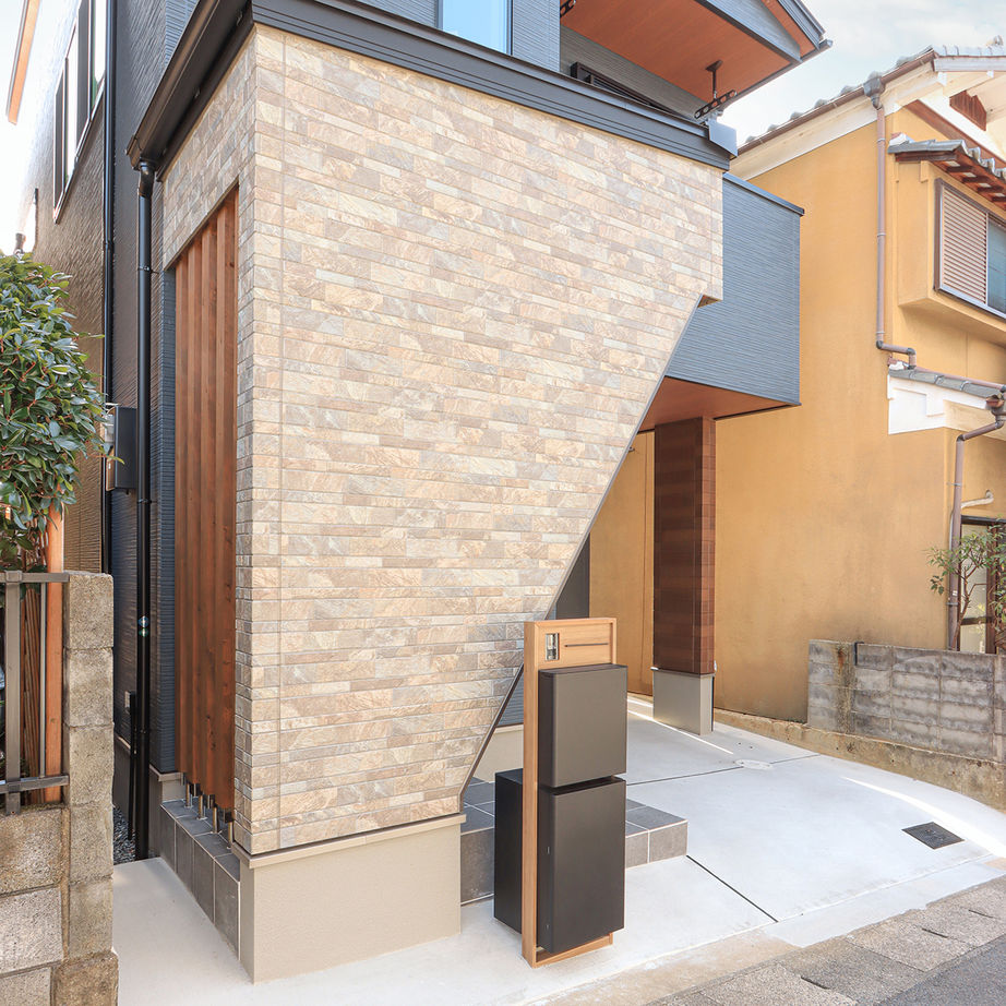 アトリエ・クラッセ 一級建築士事務所 京都・宇治｜1000万円台｜狭小｜間取図有　21坪の敷地に建つ、白×グレーのナチュラルデザインの家の建築実例画像10