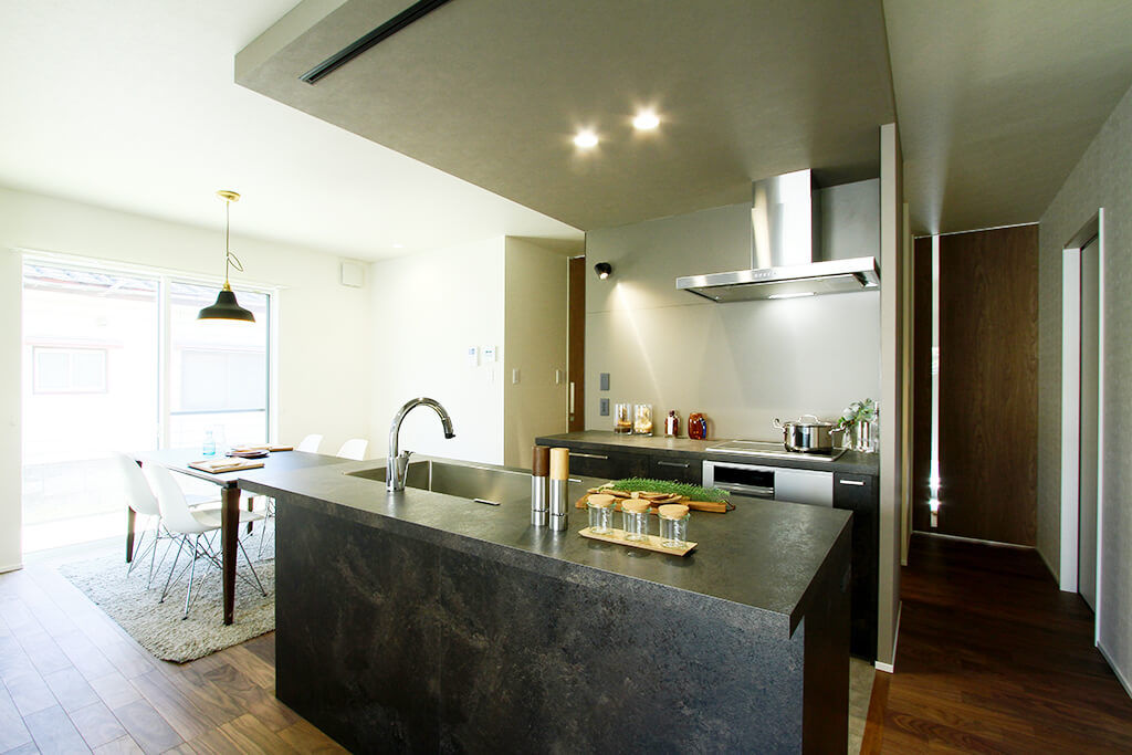 ａｄｈｏｕｓｅ（アドハウス） コンパクトで家事ラク セパレートキッチンの家の建築実例画像5
