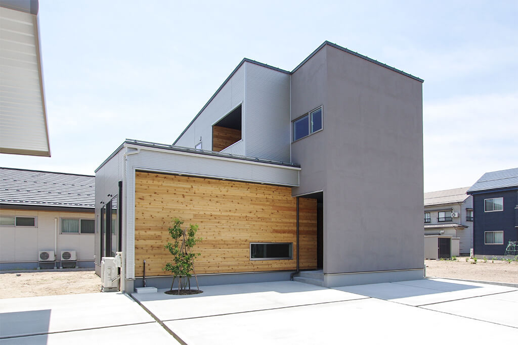 ａｄｈｏｕｓｅ（アドハウス） 25帖超の大空間！！広い庭と繋がる開放感抜群のLDKの建築実例画像