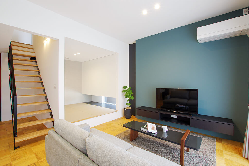 ａｄｈｏｕｓｅ（アドハウス） 25帖超の大空間！！広い庭と繋がる開放感抜群のLDKの建築実例画像3