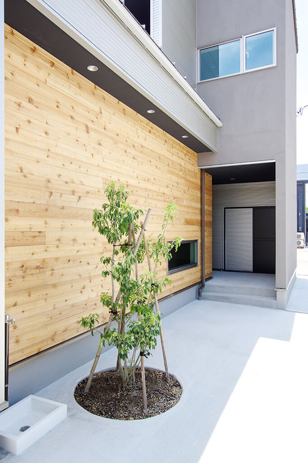 ａｄｈｏｕｓｅ（アドハウス） 25帖超の大空間！！広い庭と繋がる開放感抜群のLDKの建築実例画像9