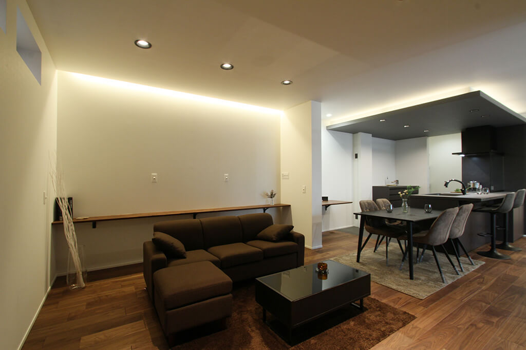 ａｄｈｏｕｓｅ（アドハウス） スキップフロアが空間をつなぐ２階リビングの家の建築実例画像3