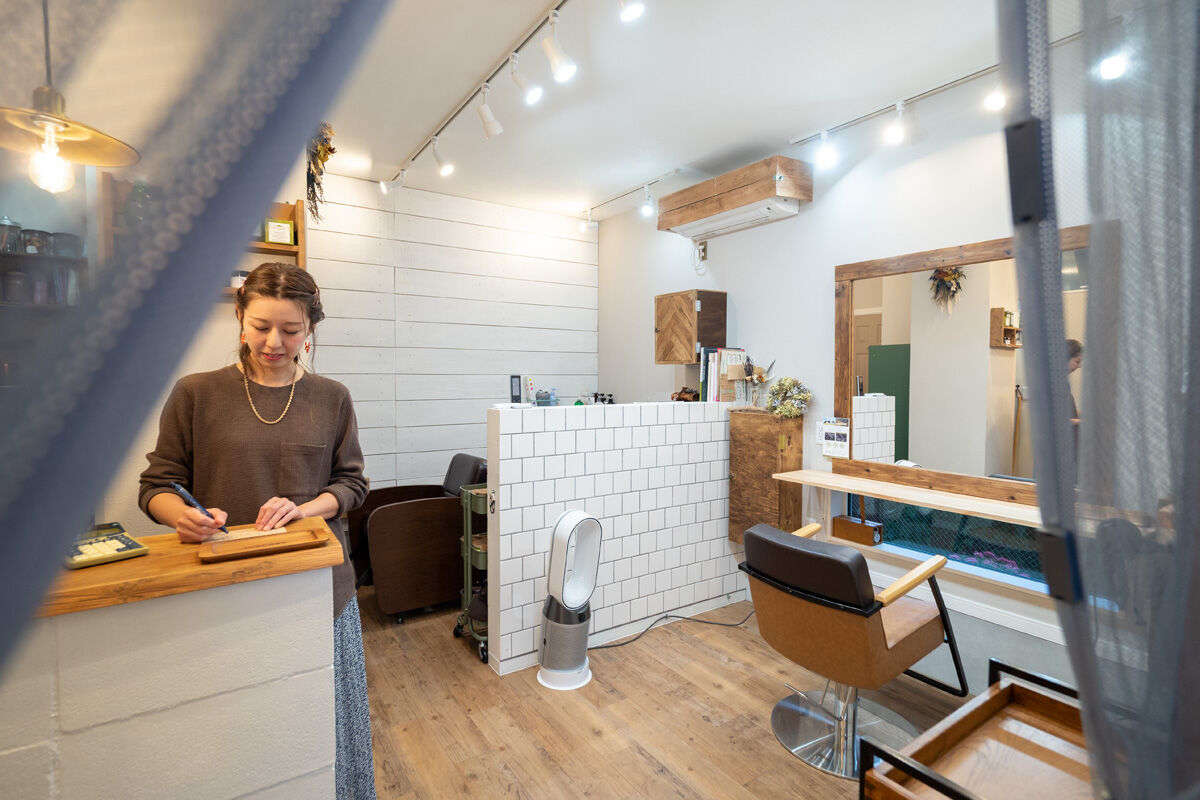 湘栄建設 【大磯町/店舗併用住宅/2000万円台/間取り図有】DIYを楽しみながら暮らす。ご夫婦の温かい人柄が詰まった家の建築実例画像9