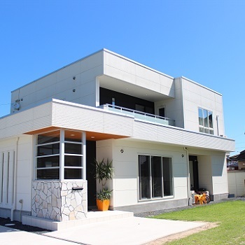 ユニバーサルホーム 毎日をリゾート気分で過ごせる住まいの建築実例画像1