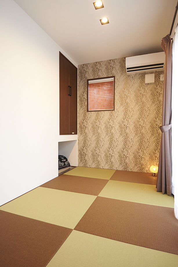 ユニバーサルホーム 【間取図/無垢床&床暖房/総タイル貼り】外壁も基礎も高耐久！お気に入りのデザインの家で長く安心しての建築実例画像7