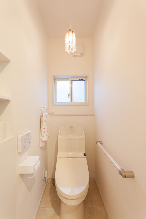 ユニバーサルホーム 【間取図/無垢床&床暖房/フレンチカントリー】天然木とニッチと雑貨で完成！カフェ風ナチュラルハウスの建築実例画像6