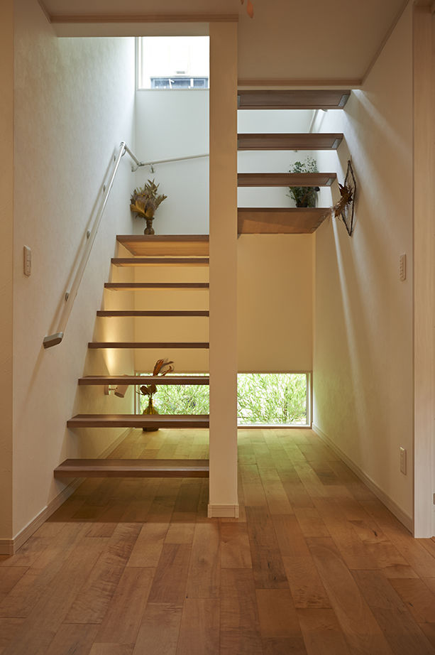 ユニバーサルホーム 【間取図/無垢床&床暖房/男前スタイル】自由設計を満喫したナチュラル＆ヴィンテージなデザイン空間の建築実例画像7