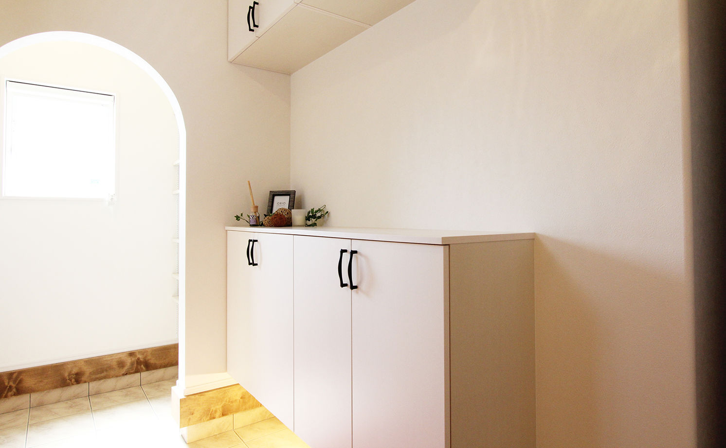 ユニバーサルホーム 【間取図/無垢床&床暖房/家カフェ風/ヌック】30坪台のコンパクトな家でのびのびと豊かに暮らすの建築実例画像9