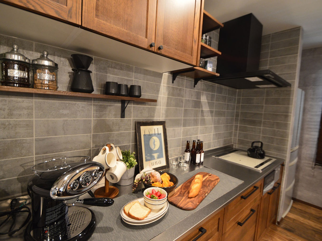 ユニバーサルホーム 【ブルックリンスタイル／吹き抜け／パティオ】暮らしの中心にパティオのあるブルックリンスタイルの家の建築実例画像3