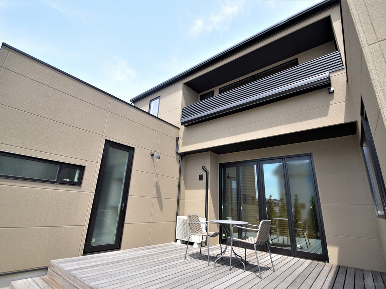 ユニバーサルホーム 【ブルックリンスタイル／吹き抜け／パティオ】暮らしの中心にパティオのあるブルックリンスタイルの家の建築実例画像5