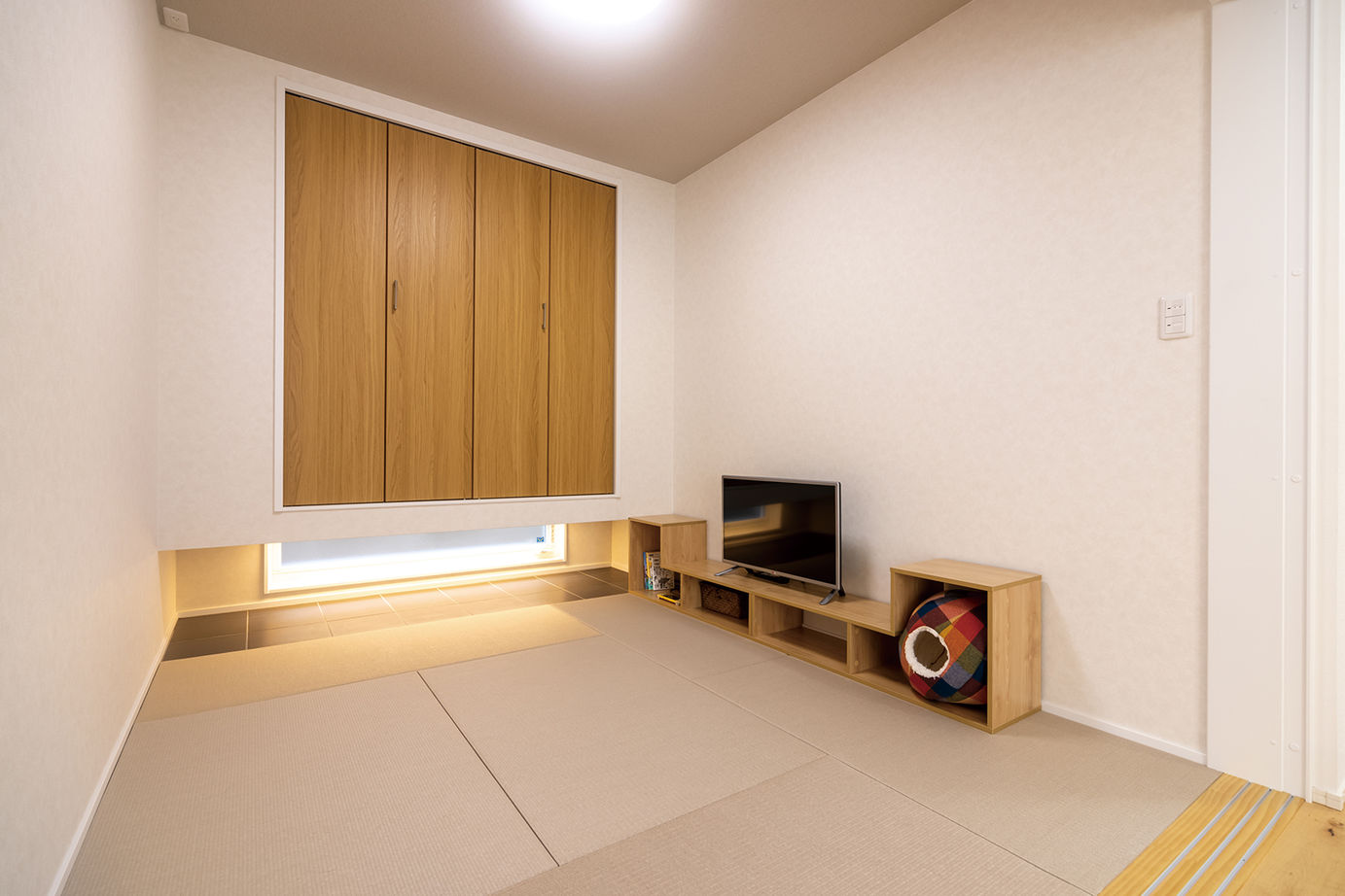 ユニバーサルホーム 【家事ラク動線／充実収納／無垢床・床暖房】子育て期間も将来的にも快適に過ごせる工夫が満載の建築実例画像9