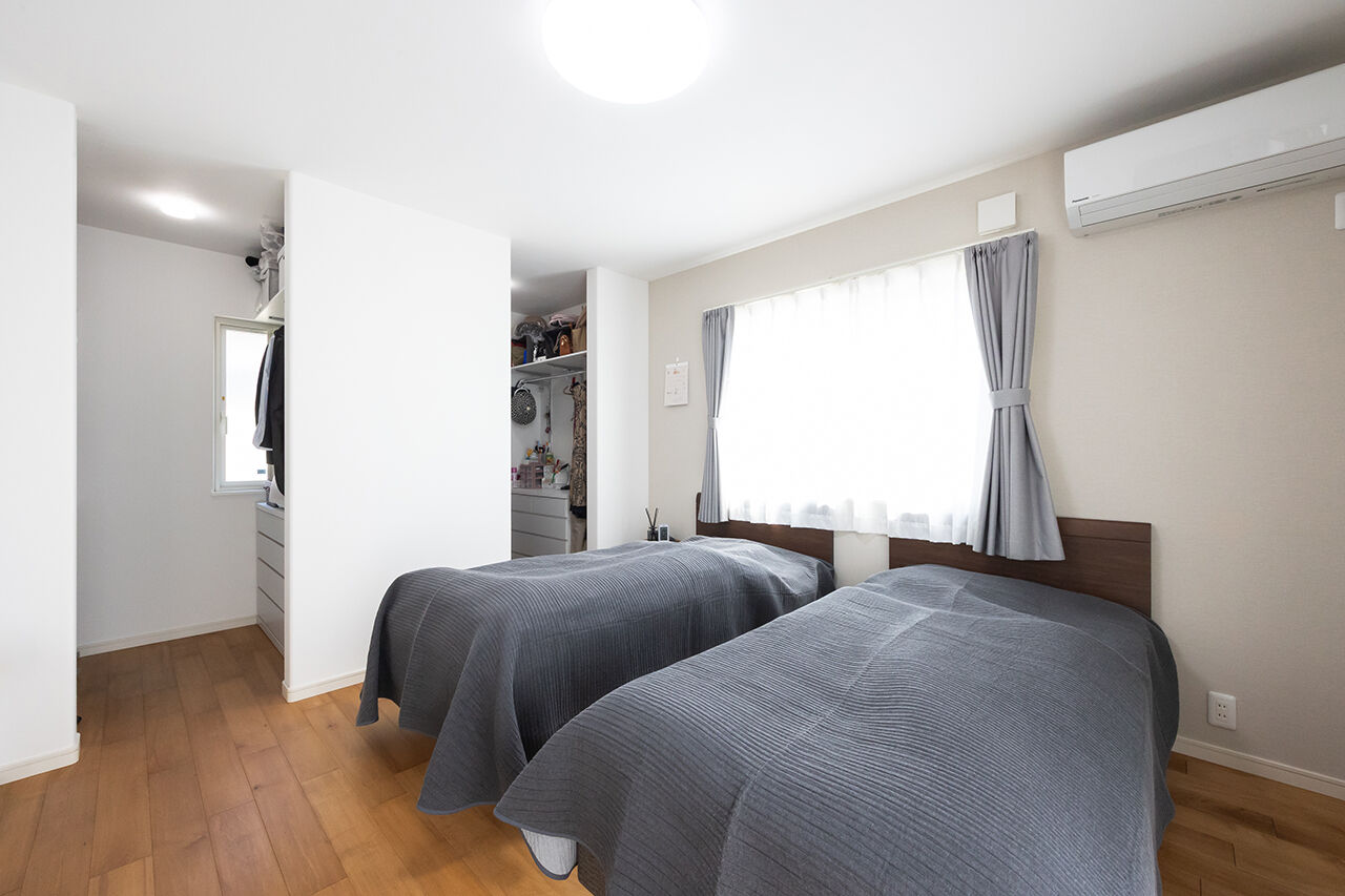 ユニバーサルホーム 【2000万円台／平屋／勾配天井／間取図】夫婦にとって気持ちいい！快適+安心、収納上手なロフト付き平屋の建築実例画像8