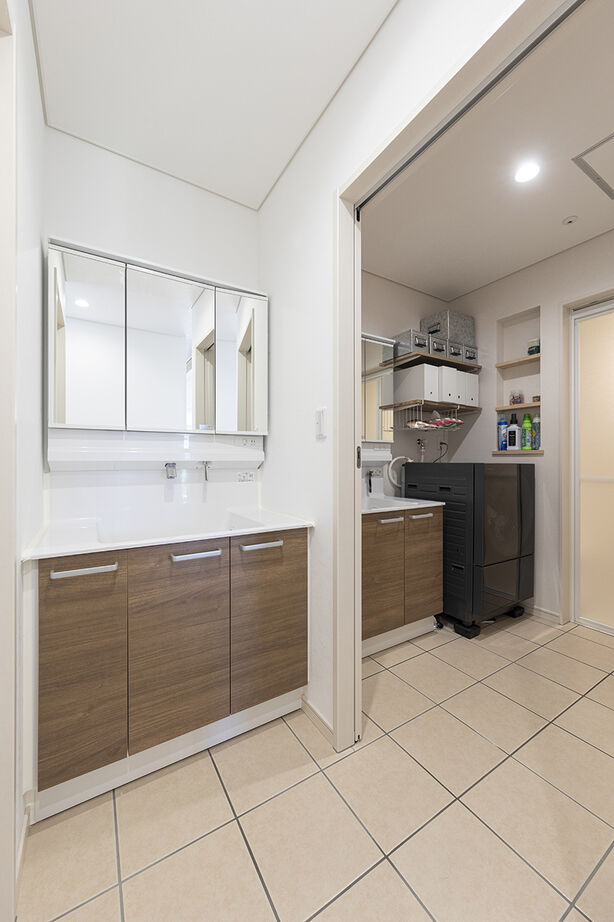 ユニバーサルホーム 【3141万円／吹抜／間取図】「庭で焚き火！」「外にいるみたいなお家！」キャンパーのための住まいの建築実例画像7