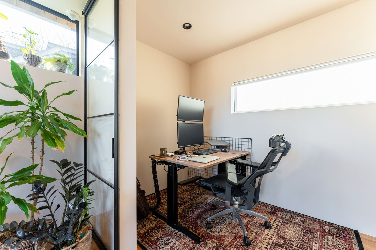 一級建築士事務所　ビー・ツー 【自然素材/2階リビング/バルコニー】年月が経つほどに味わいが増す、光と風が心地よい住まいの建築実例画像7