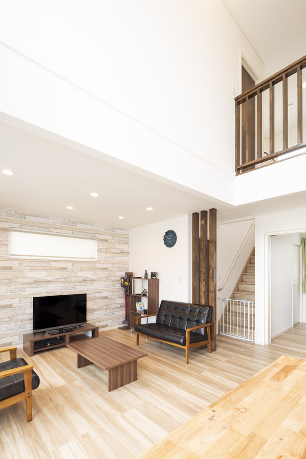 コスモ建設 【2200万円台/札幌市】四季を感じられる大きな窓のあるお家の建築実例画像2