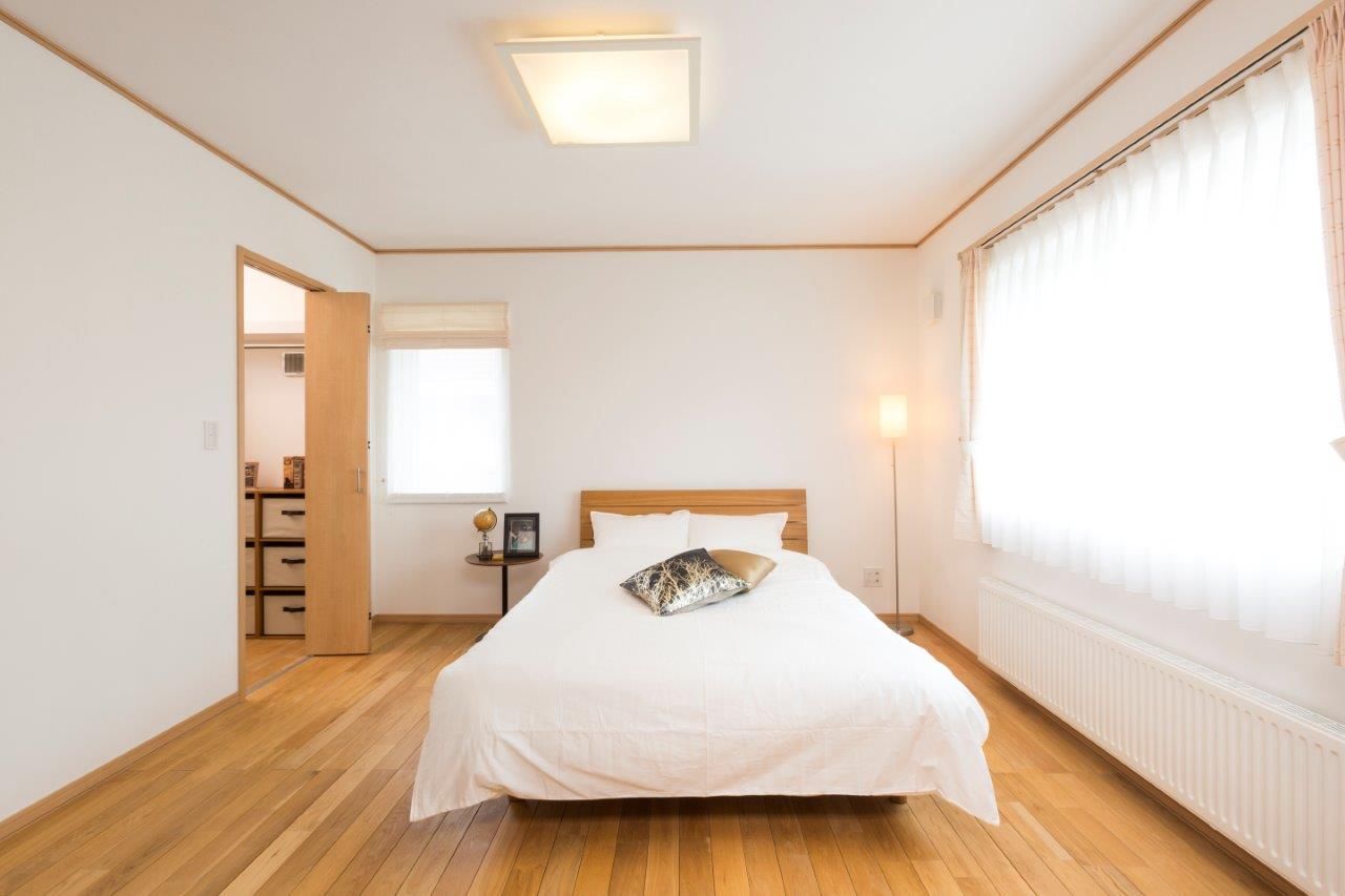 コスモ建設 【2800万円/札幌市/4LDK間取図あり】太陽光パネル採用 家族の会話が弾む家の建築実例画像10