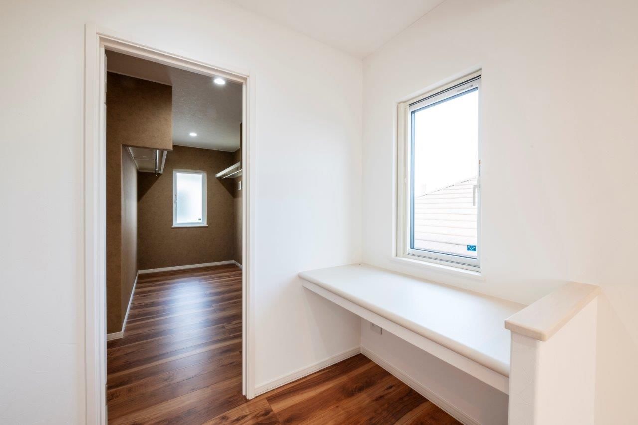 コスモ建設 吹抜け玄関とハイスタット仕様の家の建築実例画像6