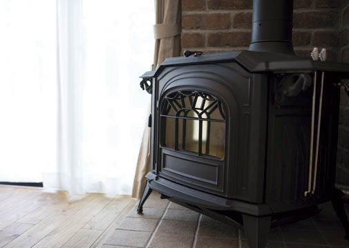 さんわの家 【1000万円台/間取り図あり/4人家族】薪ストーブが映える！永住暖かいカフェのような家の建築実例画像6