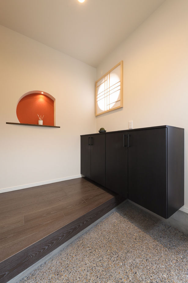 さんわの家 【広島県尾道市/2000万円台/4LDK/２人暮らし】和モダンで統一された、非日常×落ち着きのある洗練された空間の建築実例画像2