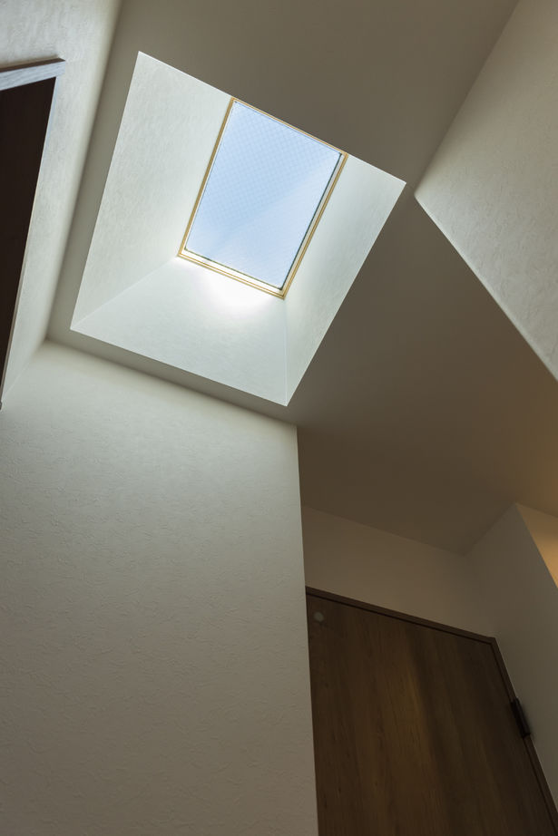 さんわの家 【広島県尾道市/2000万円台/平屋/4人家族】広々ウッドデッキや天窓がある開放的で明るい家の建築実例画像6