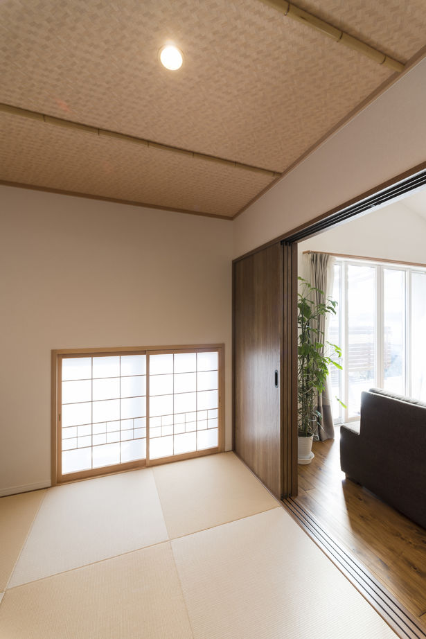 さんわの家 【広島県尾道市/2000万円台/平屋/4人家族】広々ウッドデッキや天窓がある開放的で明るい家の建築実例画像8