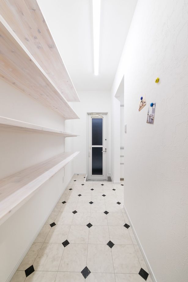 さんわの家 【広島県尾道市/2000万円台/シンプル】家事動線とデザイン性にこだわったスタイリッシュで無駄のない暮らしの建築実例画像4