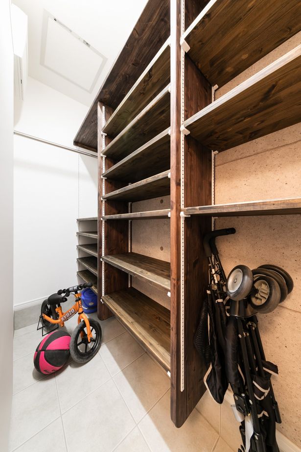 さんわの家 【広島県尾道市/2000万円台/シンプル】家事動線とデザイン性にこだわったスタイリッシュで無駄のない暮らしの建築実例画像9