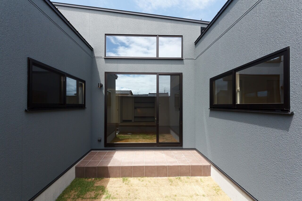 作造 【2000万円台/石川県/2LDK/外観にインパクトのある平屋】の建築実例画像3