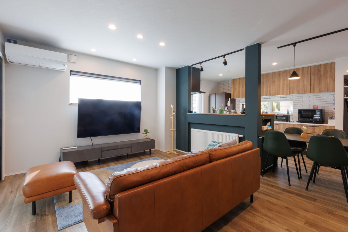 木の城たいせつ　 【札幌市/3000万円台/バルコニー/道産材】こだわりのインテリアと理想を詰め込んだ住まいの建築実例画像2