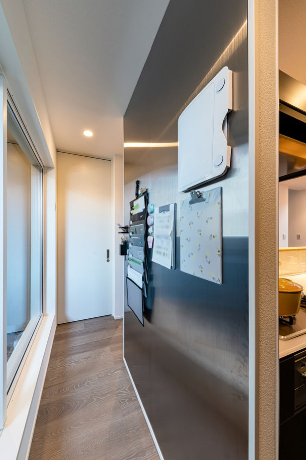 KAZA DESIGN（三晃不動産） 【名古屋市/太陽光発電】リビングがまるで映画館！本格的なホームシアターがある和室リビングの家の建築実例画像7