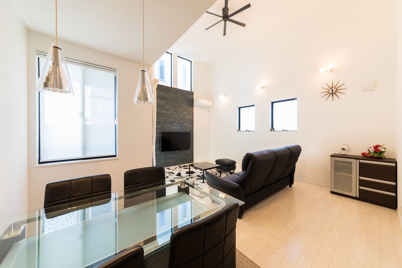 KAZA DESIGN（三晃不動産） 【名古屋市/二人暮らし】お互いがストレスなく生活できるよう配慮した中二階のある家の建築実例画像1