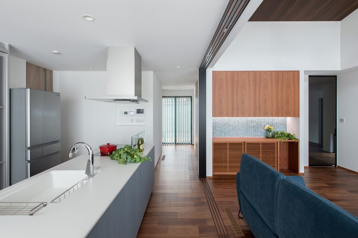 永和住宅 【平屋×テラス】4か所の庭から光を取り込んだ、明るく機能的な平屋の住まいの建築実例画像5