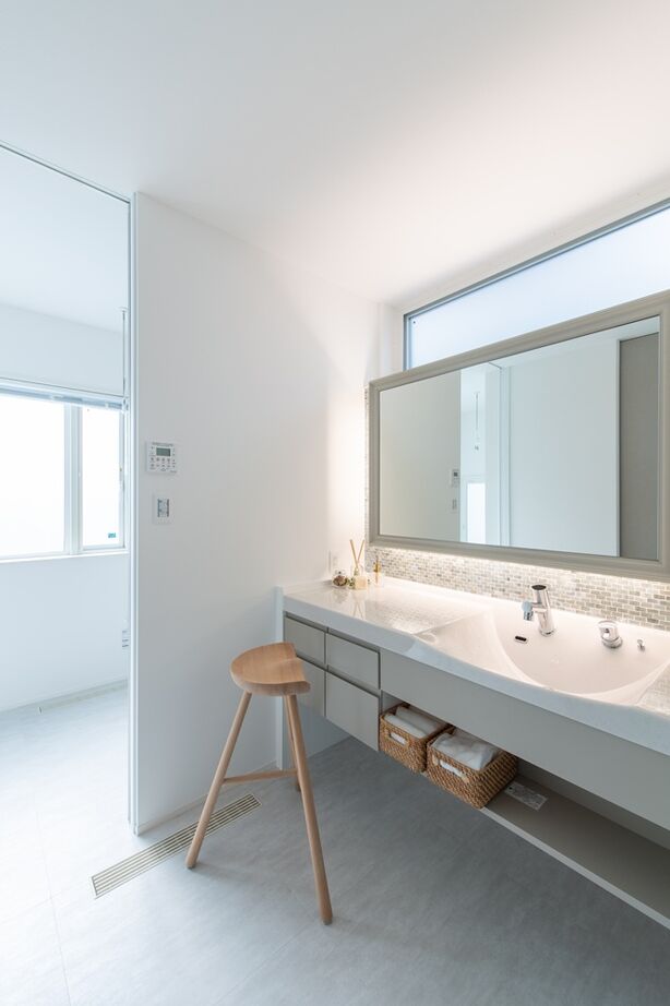 永和住宅 【平屋×テラス】4か所の庭から光を取り込んだ、明るく機能的な平屋の住まいの建築実例画像14