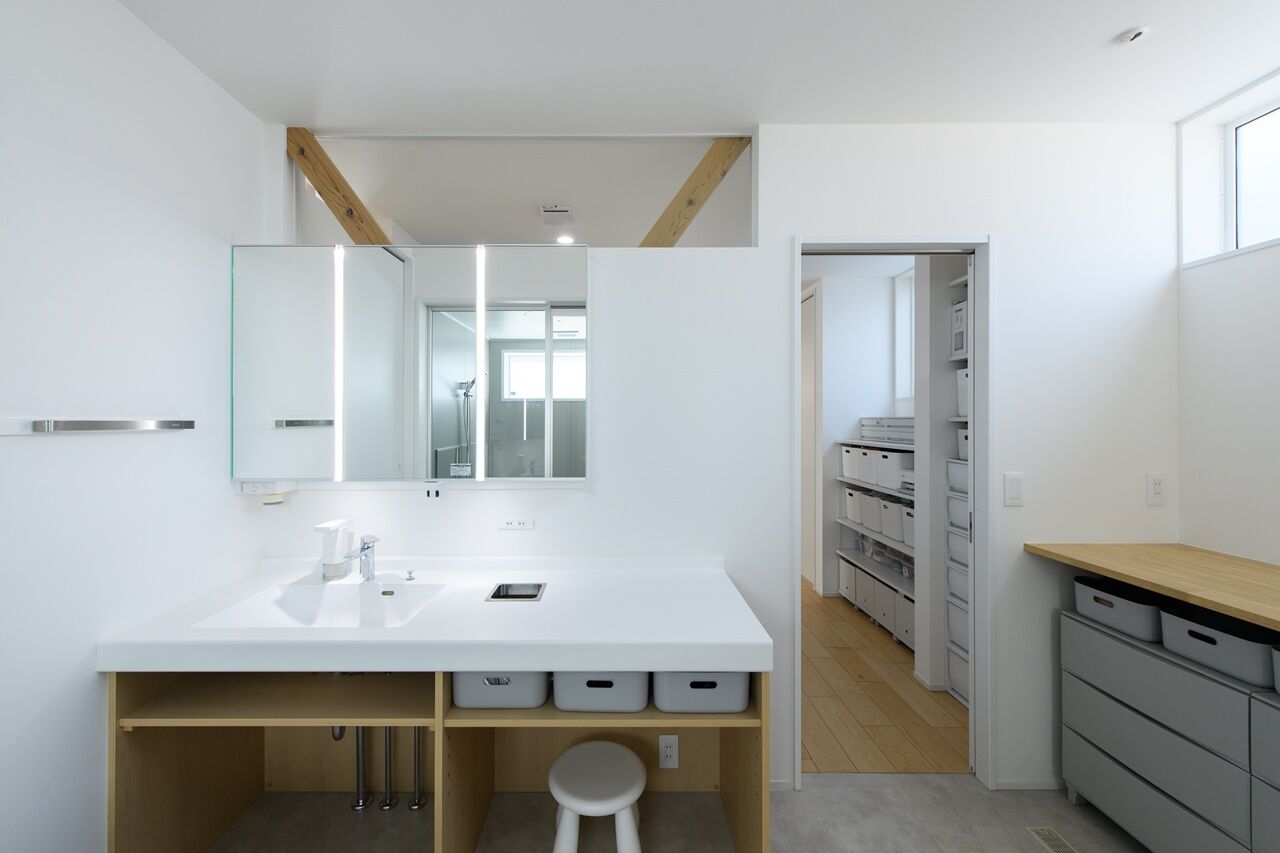 永和住宅 【3000万円台×回遊動線】シンプルで洗練されたデザインと、効率的な水回り動線が自慢の家の建築実例画像5