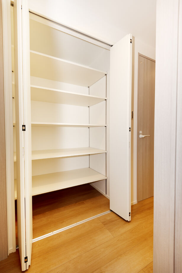 AZ-Ishihara 【2000万円台/3LDK＋S／狭小/間取り図有】街と調和する「タンタンドル―優しい時間」を過ごす家の建築実例画像8