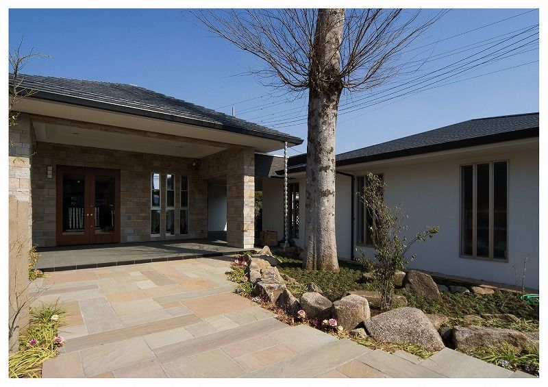 兼六土地建物 【練馬区/リゾート風/ガレージ付】珪藻土や漆喰など、自然素材で仕上げた和モダンで味わい深い平屋の住まいの建築実例画像10