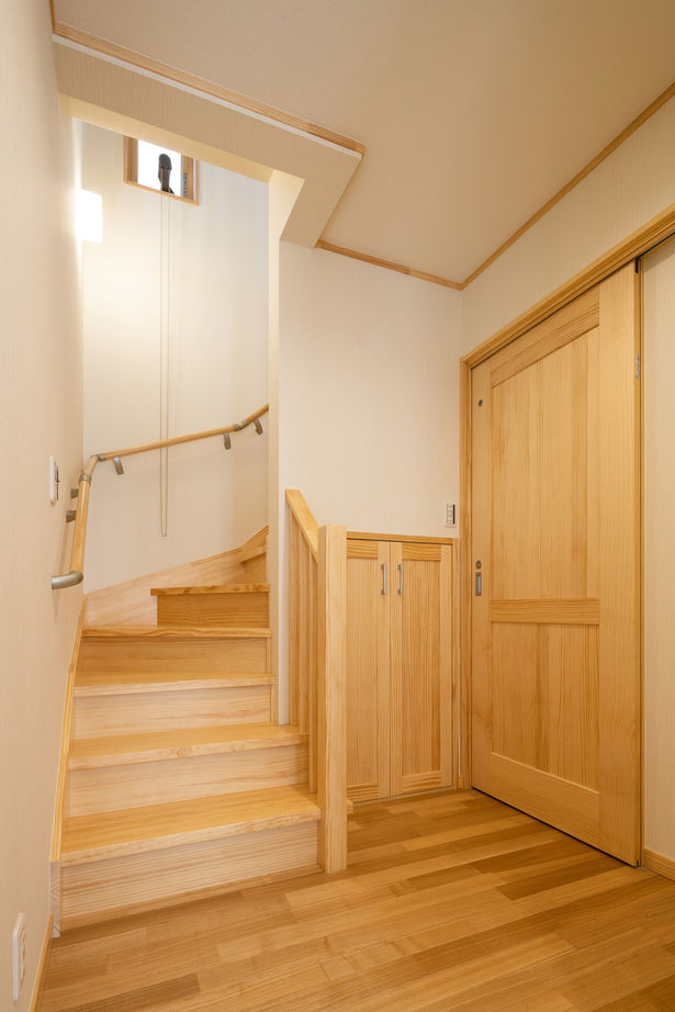 兼六土地建物 【2階建て/バルコニー/間取り図】掘りごたつのある本格和室。懐かしい家の面影を残した木の住まいの建築実例画像13