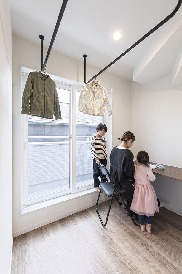 兼六土地建物 【小屋裏／家事動線／間取図】「オーソドックスだからこそ飽きない」。末永く愛せる家の建築実例画像5